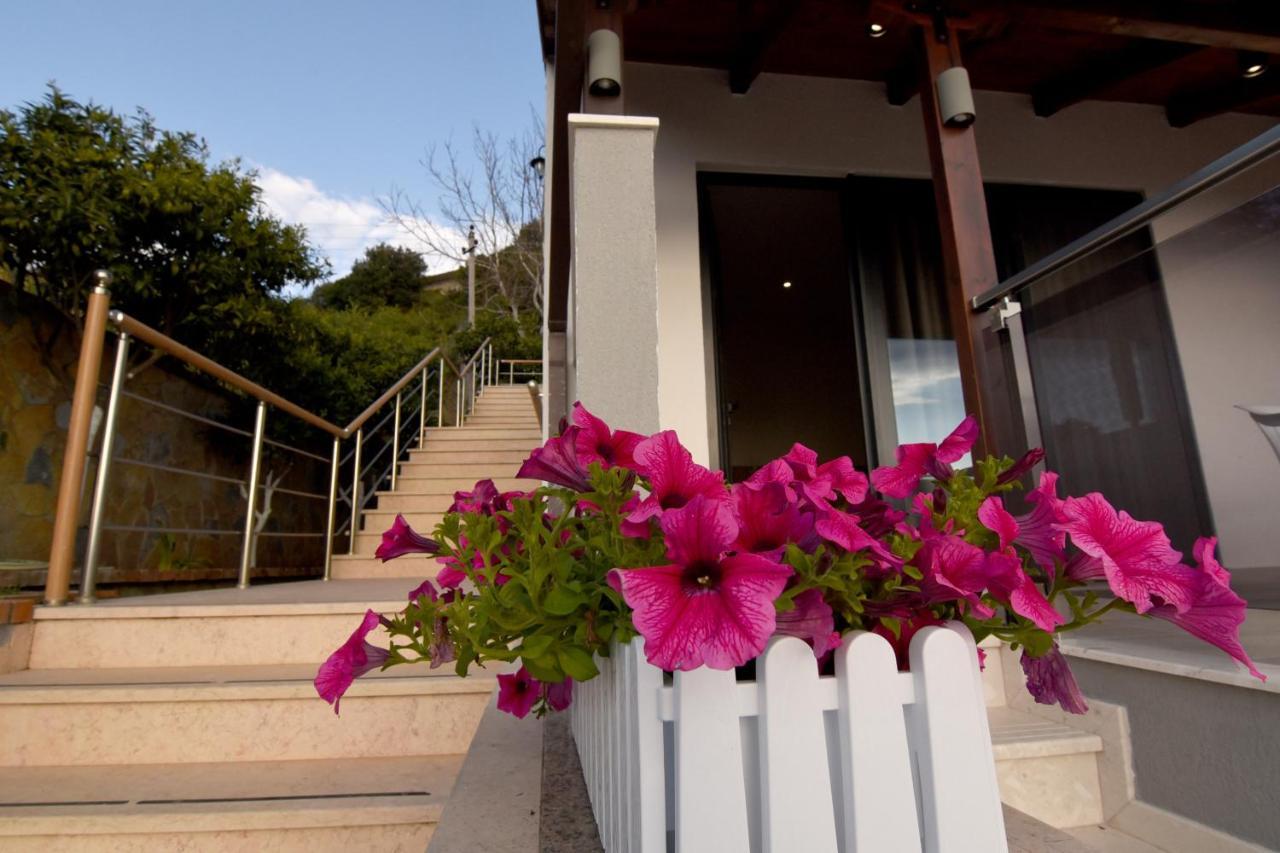 Hotel Ramosaco Radhimë Exterior foto