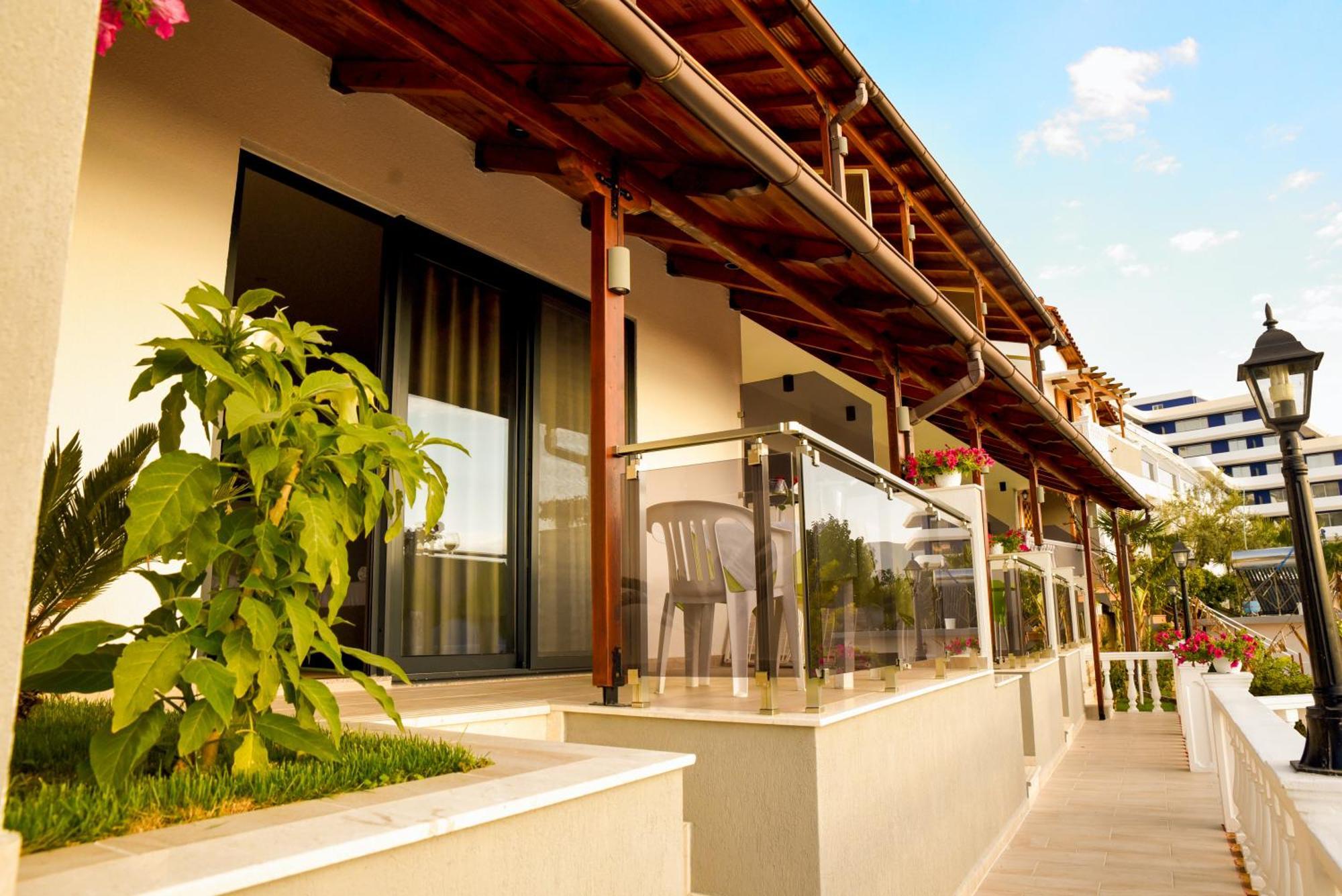 Hotel Ramosaco Radhimë Exterior foto